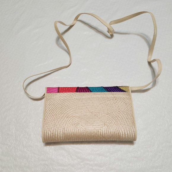 BeQuizo International woven prism straw crossbody/clutch bag - Picture 2 of 5